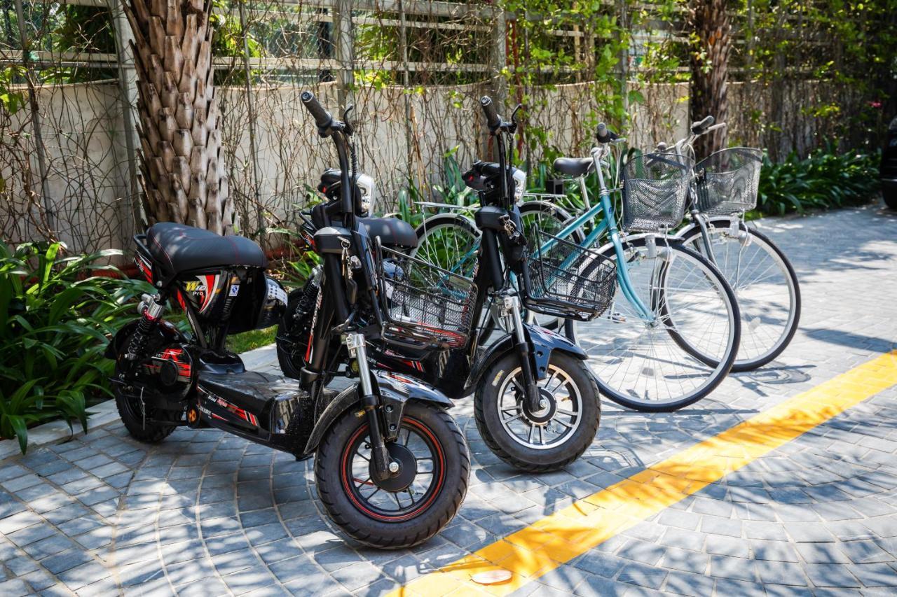 Five Star Westlake 1St-4Th Floors Hotel & Serviced Apartment Hanoj Exteriér fotografie Electric scooters in Taiwan