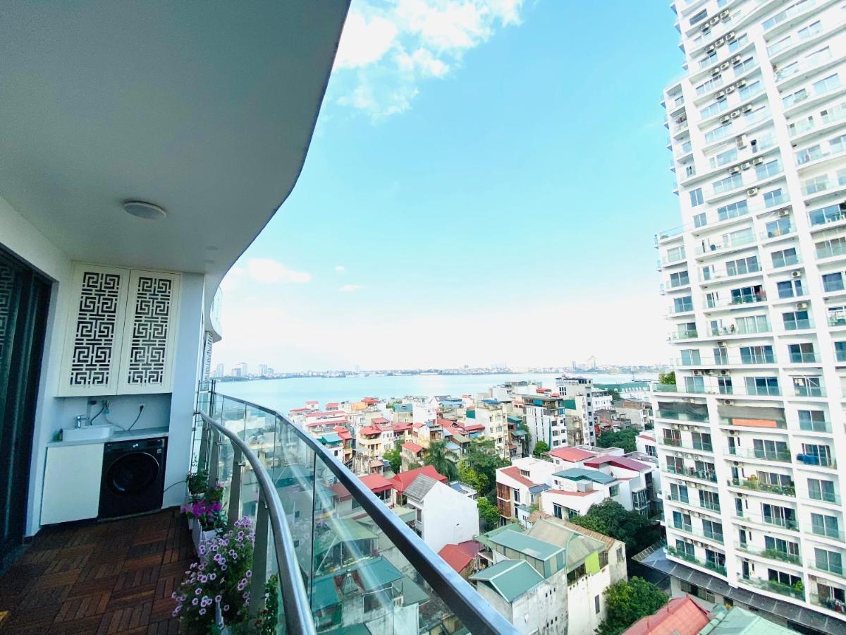 Five Star Westlake 1St-4Th Floors Hotel & Serviced Apartment Hanoj Exteriér fotografie View of Vinhomes Grand Ocean